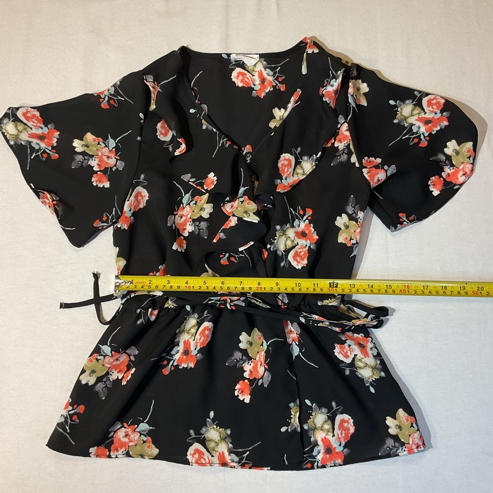 Sienna Sky Black w/Pink floral Design Blouse, Size S, Side Tie, V-Neck Party - Picture 4 of 6